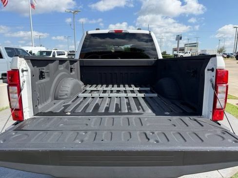 Certified 2020 Ford F250 XLT w/ FX4 Off-Road Package AWD/4WD image 7