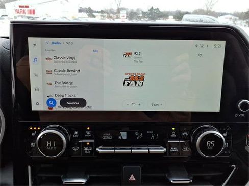 Certified 2025 Toyota Highlander Limited image 16