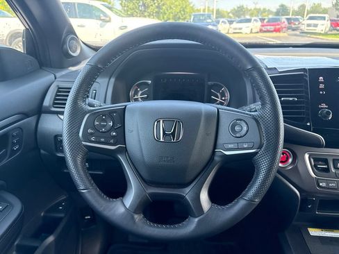 Used 2023 Honda Passport EX-L image 9
