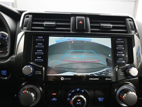 Used 2024 Toyota 4Runner TRD Off-Road Premium image 18