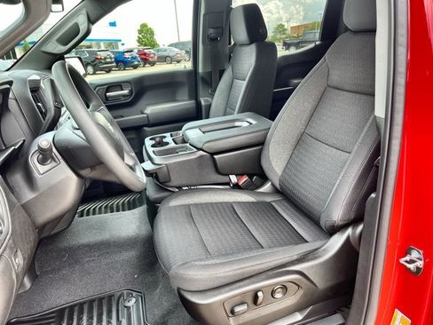 Used 2022 Chevrolet Silverado 1500 Custom AWD/4WD image 19