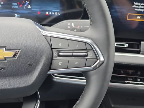 New 2026 Chevrolet Equinox LT image 18