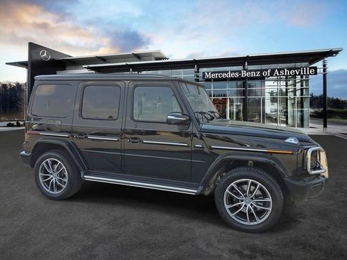 Used 2025 Mercedes-Benz G 550 image 1