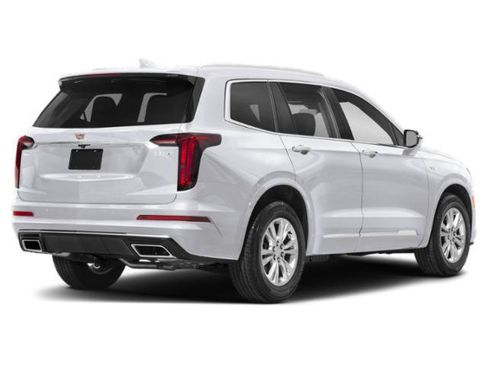 Used 2024 Cadillac XT6 Premium Luxury w/ Technology Package AWD/4WD image 2