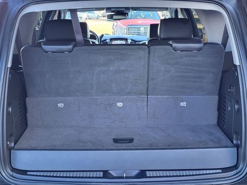 Used 2016 GMC Yukon Denali image 29