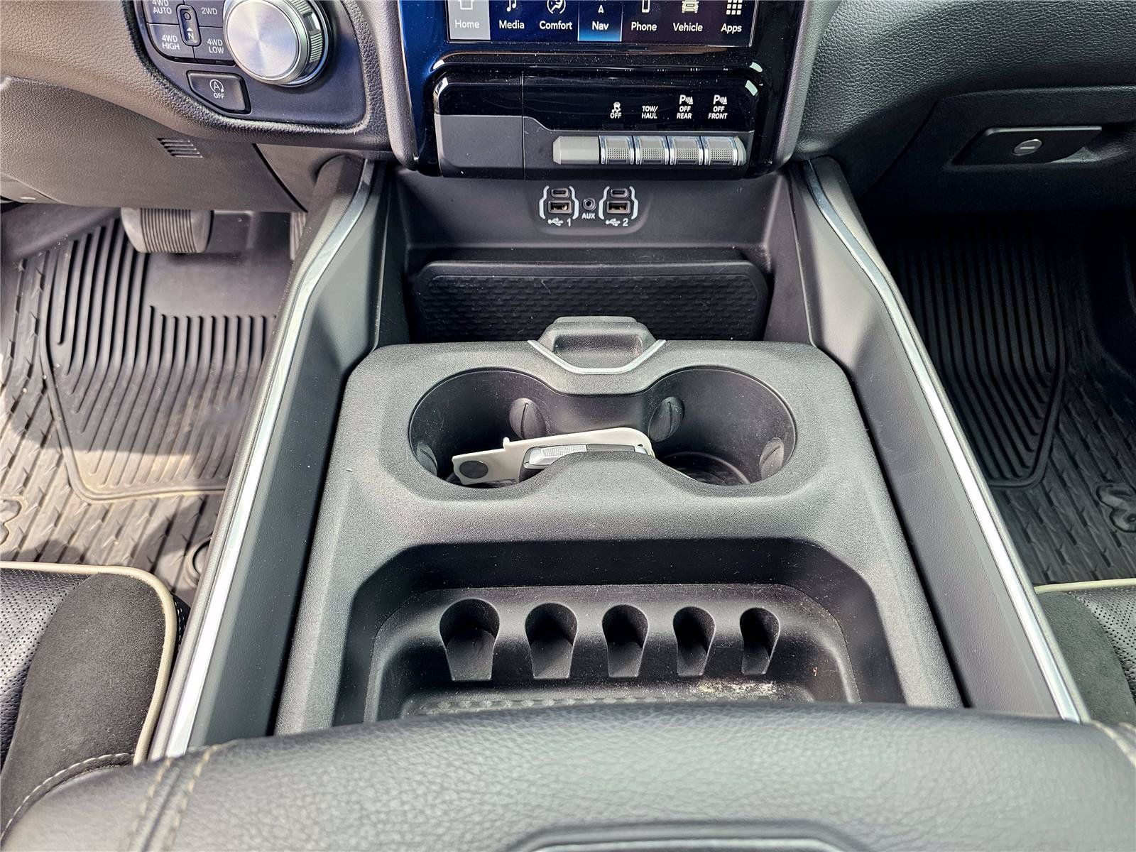 Used 2022 RAM 1500 Laramie w/ Sport Appearance Package AWD/4WD image 27