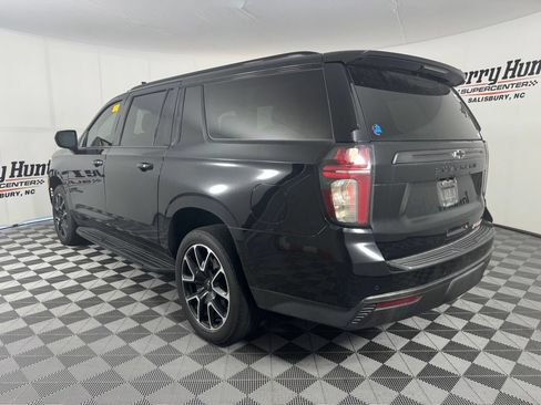 Used 2021 Chevrolet Suburban RST w/ Rear Media and Nav Package AWD/4WD image 9