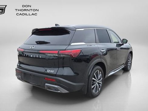 Used 2023 INFINITI QX60 Sensory w/ Vision Package AWD/4WD image 5
