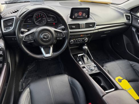 Used 2018 MAZDA MAZDA3 Grand Touring w/ Premium Equipment Package image 15