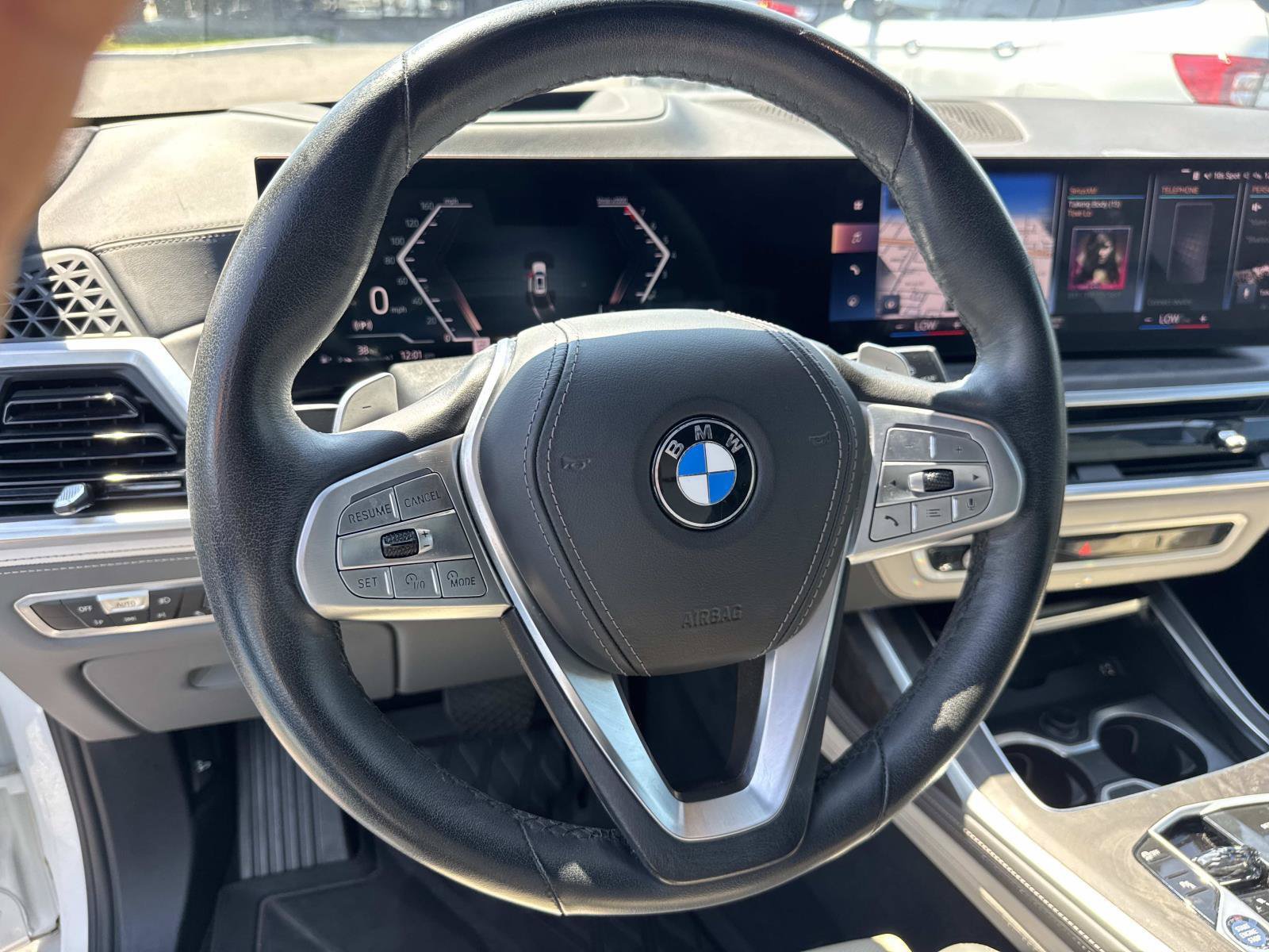 Used 2023 BMW X7 xDrive40i w/ Executive Package AWD/4WD image 23