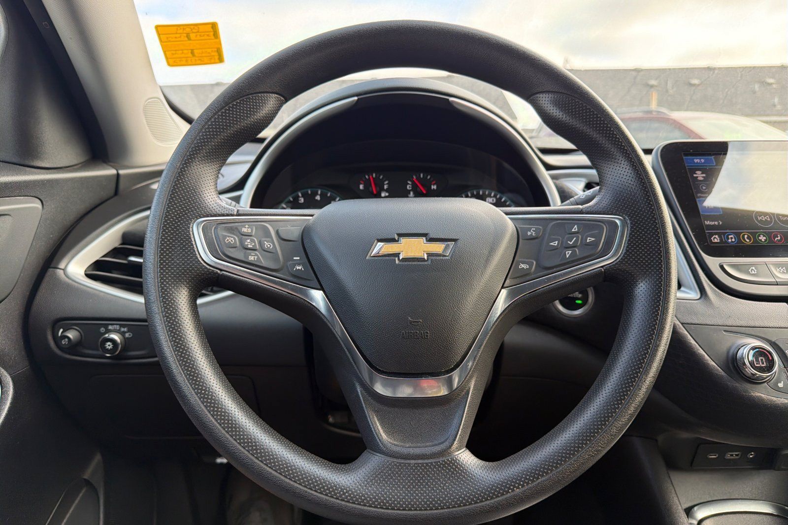 Used 2023 Chevrolet Malibu LT FWD image 19