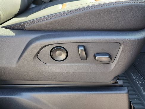 New 2026 GMC Sierra 2500 AT4 w/ AT4 Premium Plus Package image 42