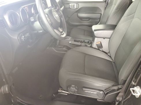 Used 2022 Jeep Wrangler Unlimited Willys image 11