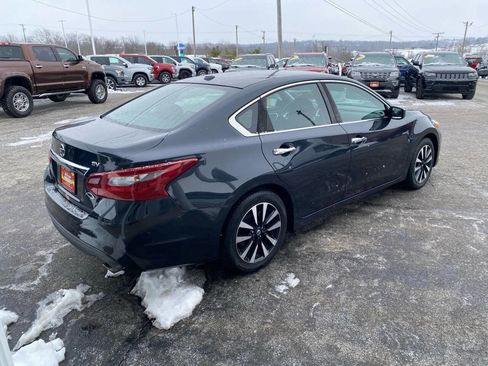 Used 2018 Nissan Altima 2.5 SV image 6