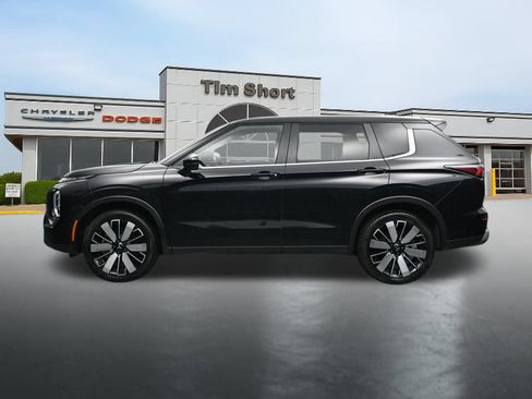 Used 2025 Mitsubishi Outlander SE AWD/4WD image 2