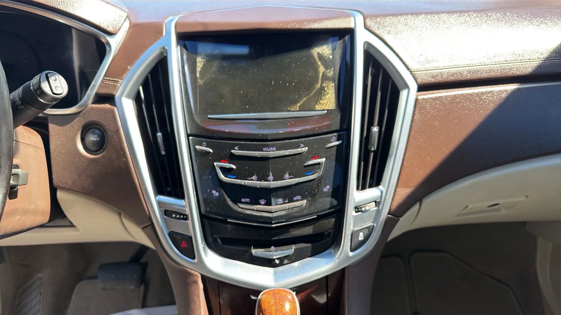 Used 2015 Cadillac SRX Luxury w/ Driver Awareness Package FWD image 10