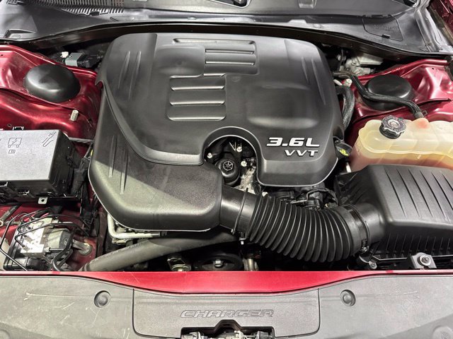 Used 2020 Dodge Charger SXT AWD/4WD image 7