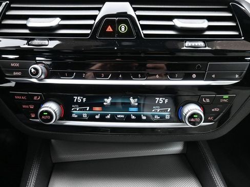 Used 2022 BMW M5 w/ Competition Package image 17