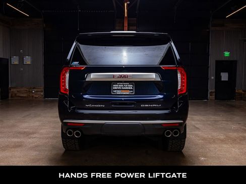 Used 2024 GMC Yukon XL Denali image 8