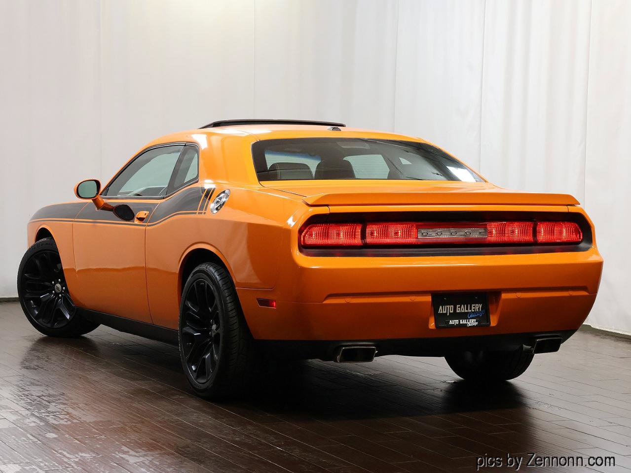 Used 2014 Dodge Challenger R/T Plus RWD image 17