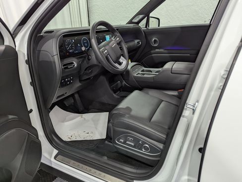 Used 2026 Hyundai Palisade Calligraphy image 19