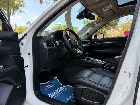 Used 2020 MAZDA CX-5 Touring image 9