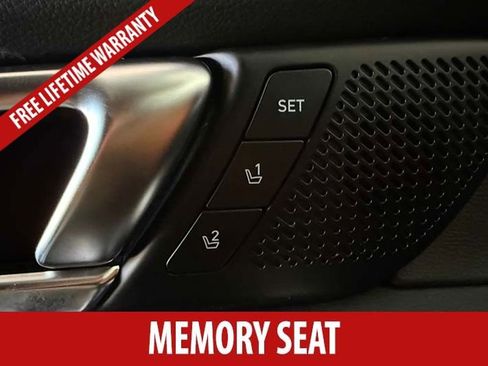 Used 2023 Kia Telluride AWD image 8