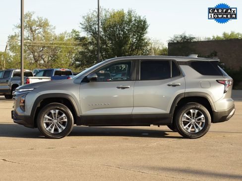 Used 2025 Chevrolet Equinox LT image 4