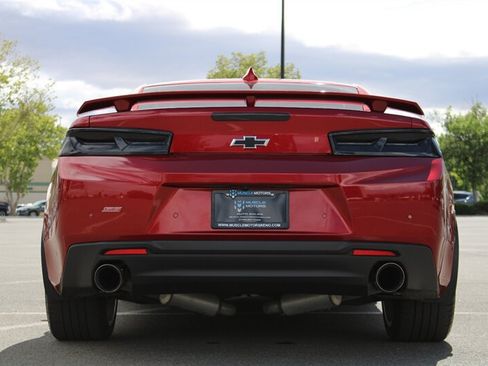 Used 2016 Chevrolet Camaro SS RWD image 15
