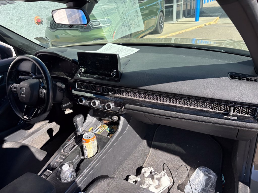 Used 2025 Honda Civic Sport image 31