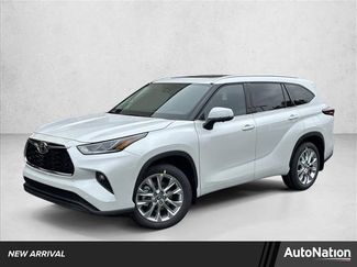 Used 2025 Toyota Highlander Limited video 1