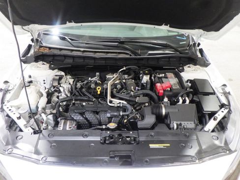 Used 2024 Nissan Altima 2.5 SR w/ SR Premium Package AWD/4WD image 10