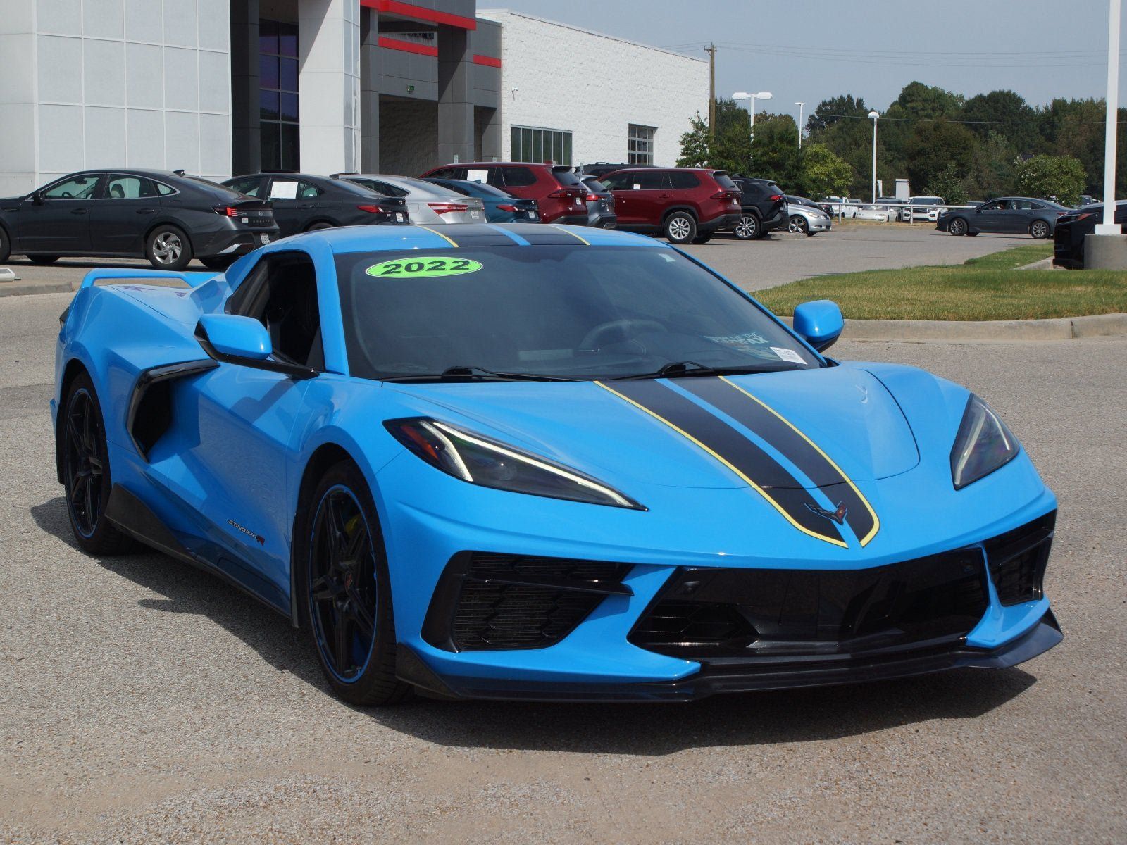 Used 2022 Chevrolet Corvette Stingray Premium Conv w/ Z51 Performance Package RWD image 19