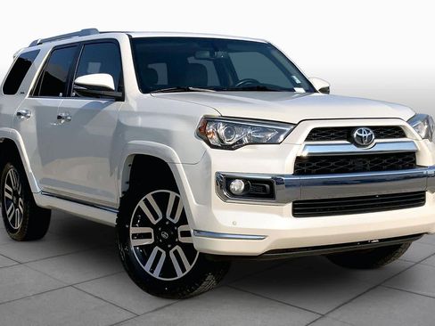 Used 2015 Toyota 4Runner Limited AWD/4WD image 3