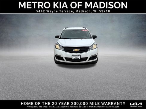 Used 2016 Chevrolet Traverse LS AWD/4WD image 9