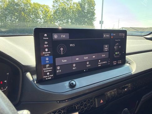Used 2023 Honda Accord Sport image 28