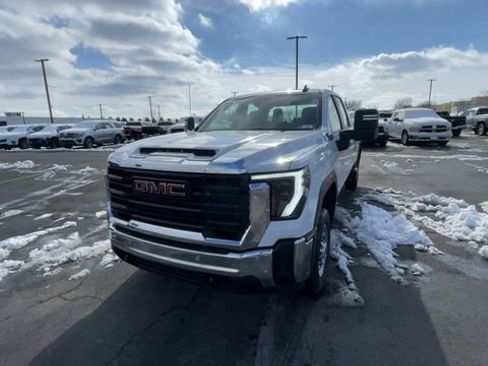 New 2025 GMC Sierra 2500 Pro w/ 1SA Pro Safety Plus Package AWD/4WD image 5