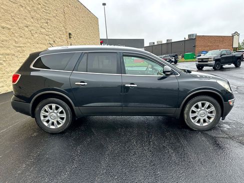 Used 2011 Buick Enclave CXL image 6