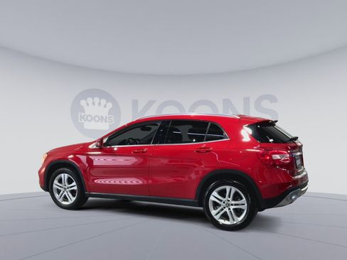 Used 2019 Mercedes-Benz GLA 250 4MATIC image 8