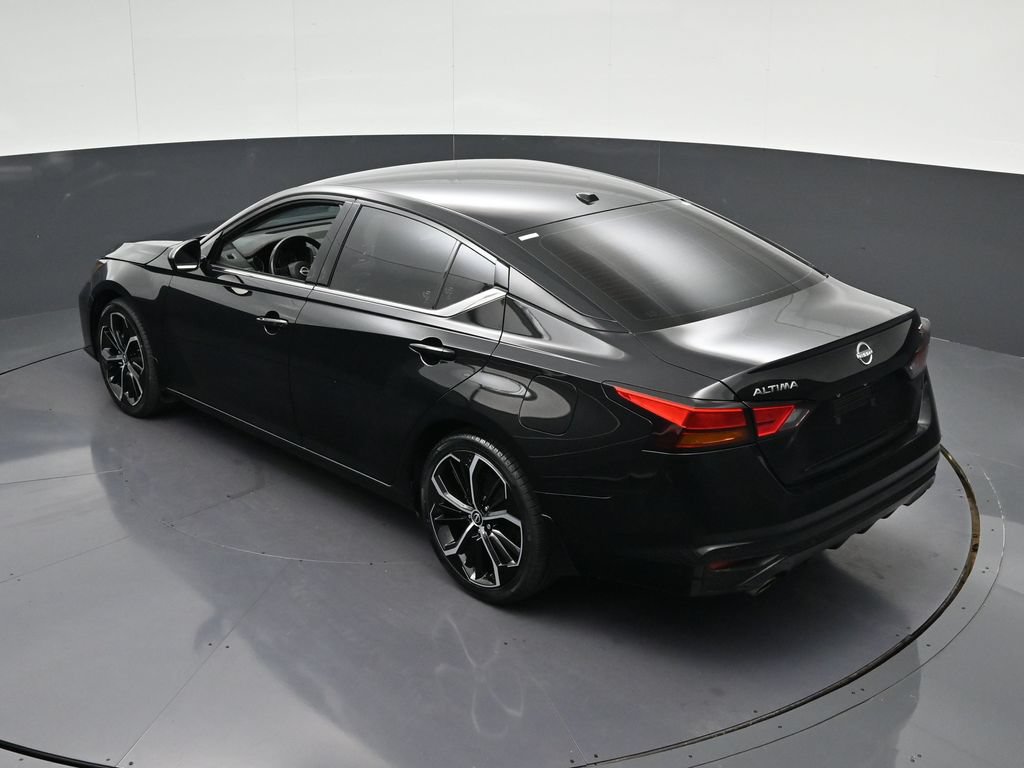 Used 2024 Nissan Altima 2.5 SR FWD image 19