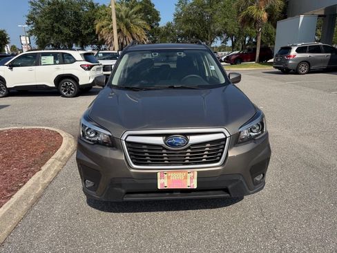 Used 2020 Subaru Forester Premium AWD/4WD image 12