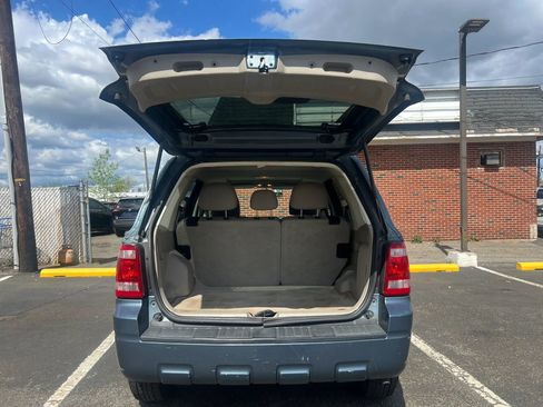 Used 2012 Ford Escape XLT FWD image 9