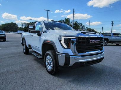 New 2025 GMC Sierra 2500 Pro