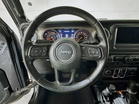 Used 2020 Jeep Gladiator Sport w/ Quick Order Package 24S image 9