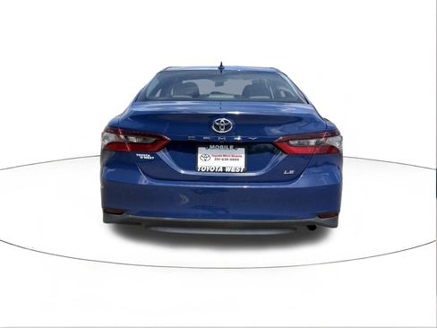 Used 2024 Toyota Camry LE FWD image 4