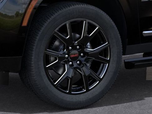 New 2026 GMC Yukon Denali w/ Denali Reserve Package AWD/4WD image 9