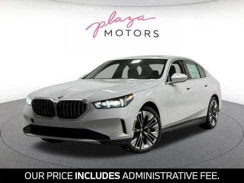 Used 2026 BMW 530i xDrive w/ Premium Package AWD/4WD image 1