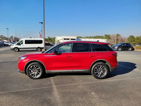 Used 2021 Lincoln Corsair FWD w/ Equipment Group 101A image 3