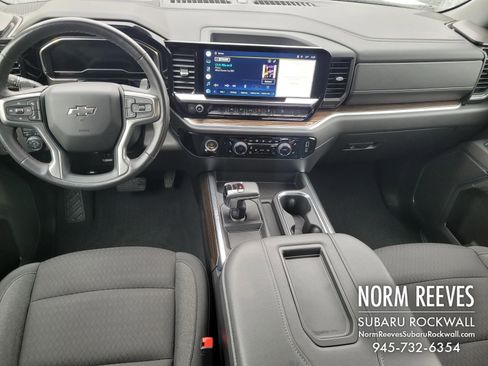 Used 2022 Chevrolet Silverado 1500 RST image 5