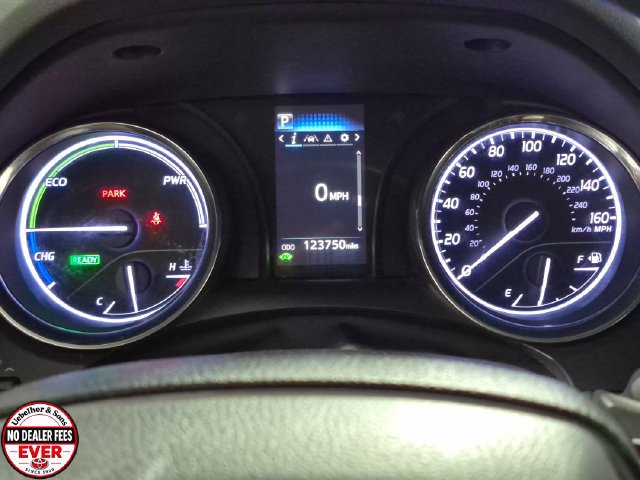 Used 2020 Toyota Camry SE FWD image 14